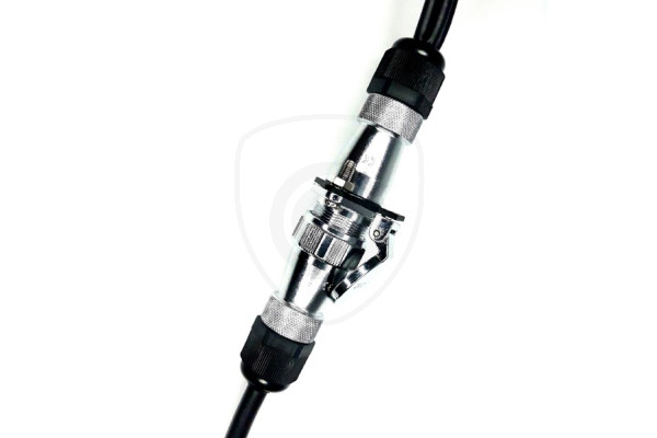 Flexibele vierpolige adapter voor aansluiting van camera’s op een aanhanger of oplegger man / vrouwelijk